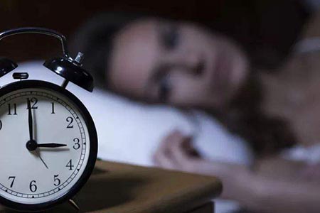 长期失眠太痛苦，何不试试高能负氧离子自然疗法